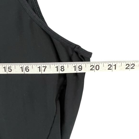 Fabletics Lucia Tank Top Women L Black Reversible Switchback Performance Workout - Picture 10 of 15